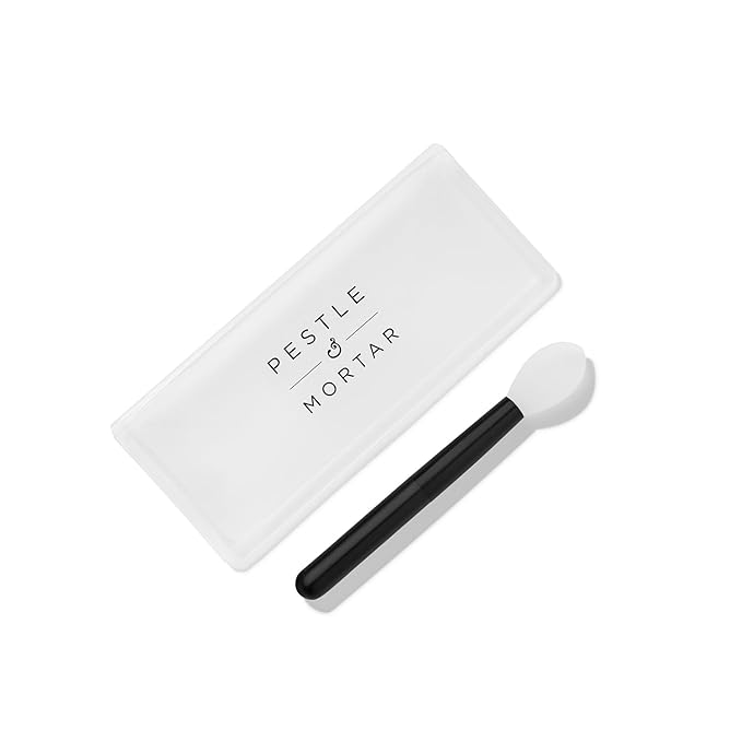 CHUMMI LIP MASK - skincare for your lips - Luxurious overnight lip treatment in coconut, berry, and vanilla, blended with lip-softening plant butters and exfoliating berry extracts. (20g, Coconut)