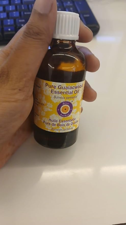 Deve Herbes Pure Guaiacwood Essential Oil (Bulnesia sarmientoi) Steam Distilled 30ml (1 oz)