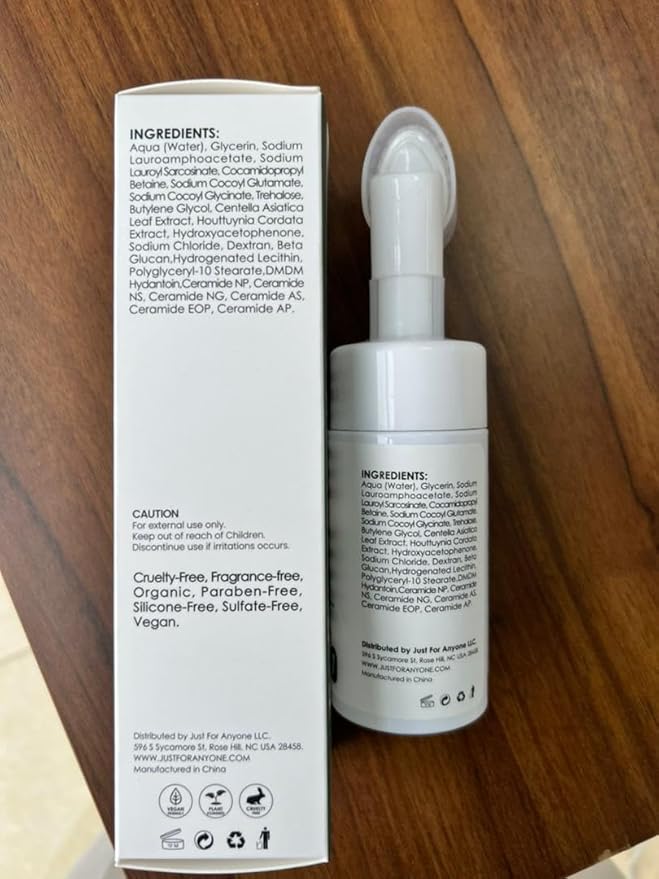 Gentle Hydrating Foam Cleanser With Centella Asiatica