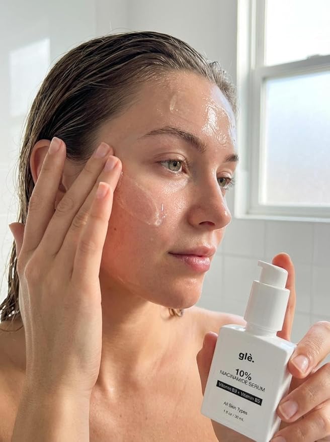 Gle Skin 10% Niacinamide Facial Serum with Vitamin B5 – Advanced Pore Minimizer & Skin Texture Refiner – Brightening Face Serum for Uneven Tone, Oil Control & Hydrating Barrier Support – 1 fl oz