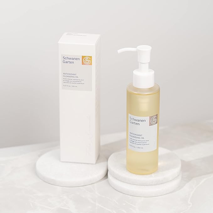 Schwanen Garten Cleansing Oil 5.07oz / 150ml - Gently oil-based deep cleanser, Makeup Remover, Organically grown & Handpicked ingredients, Vegan, Clean beauty