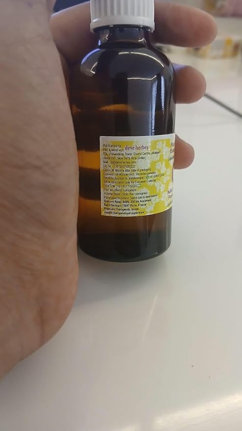 dève herbes Styrax Essential Oil (Liquidambar styraciflua L) Pure | Non-Sticky | Non-Greasy | Lightweight | Men & Women | All Skin Types | Steam Distilled 5ml (0.16 oz)