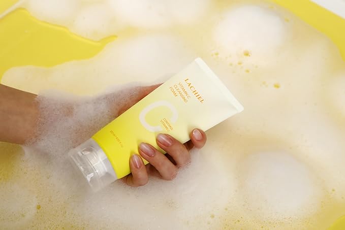 Vitamin C Cleansing Foam/Face Wash All Skin,Vitamin Capsules,Vegan,Low pH, /4.05 fl.oz.
