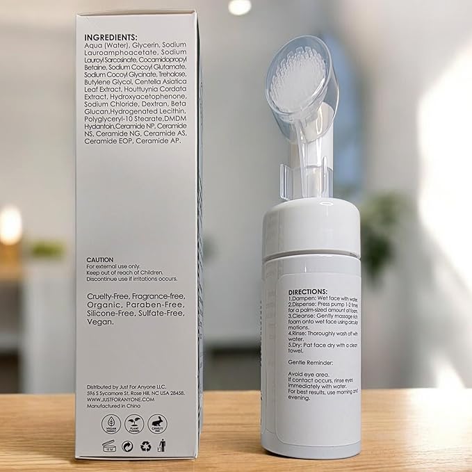 Gentle Hydrating Foam Cleanser With Centella Asiatica