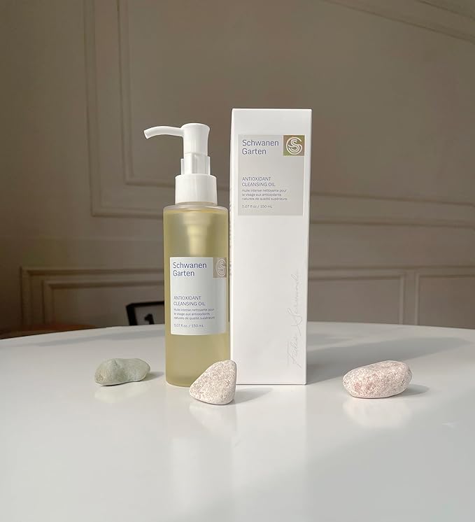 Schwanen Garten Cleansing Oil 5.07oz / 150ml - Gently oil-based deep cleanser, Makeup Remover, Organically grown & Handpicked ingredients, Vegan, Clean beauty
