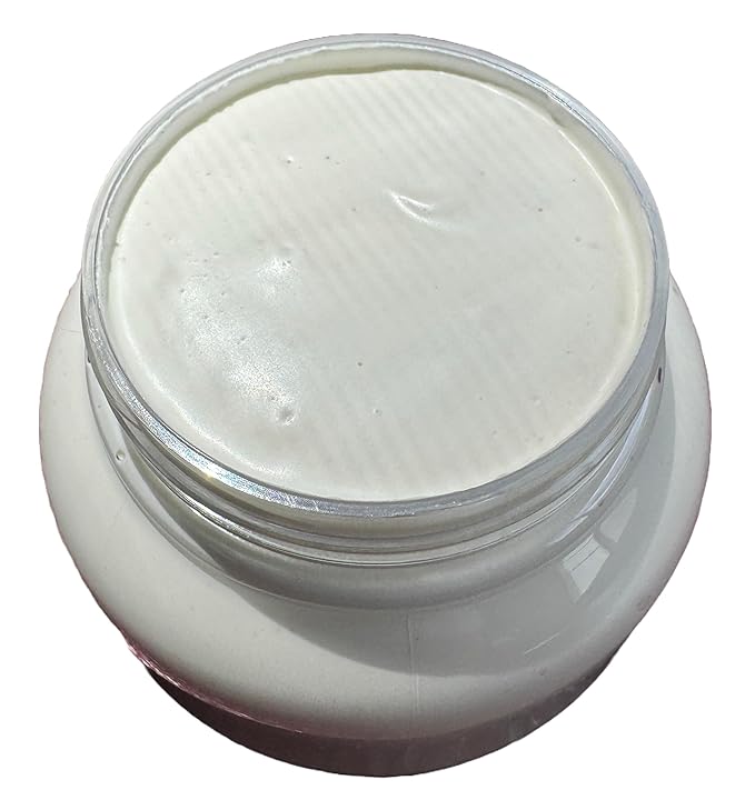 Shea Body Butter for Dry skin, Lightweight, Long lasting, Hint of Cinnamon, Deeply Moisturizing, restore dry skin with 4 All Natural ingredients, Nontoxic, Winter skincare