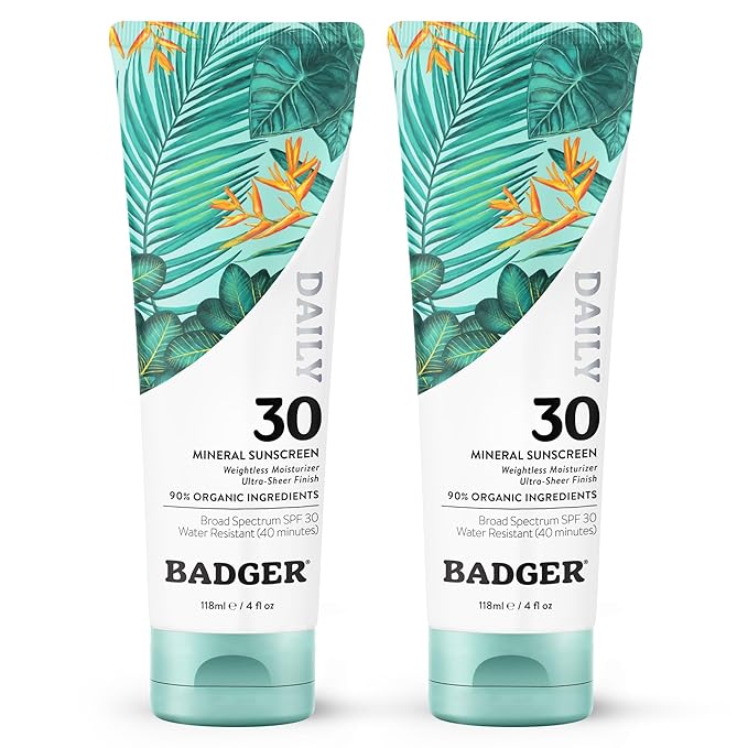 Badger Mineral Daily Sunscreen with Zinc Oxide, SPF 30, Lightweight & Easy to Apply w/No White Cast, Moisturizing Organic Sunscreen, Reef Safe, Vegan, Unscented, 4 fl oz, 2-Pack