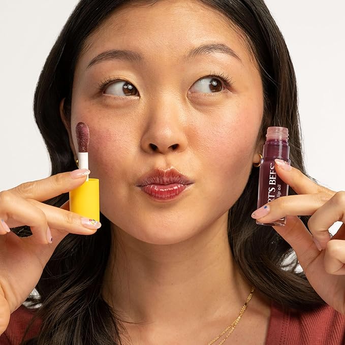 Burt's Bees Lip Oil Plum Twilight, Instant Hydration, Nourishes and Softens Lips, Sheer Wash of Color, High Shine Finish, Responsibly Sourced Jojoba Oil, Non Sticky, Wand Applicator, 0.15 Ounce