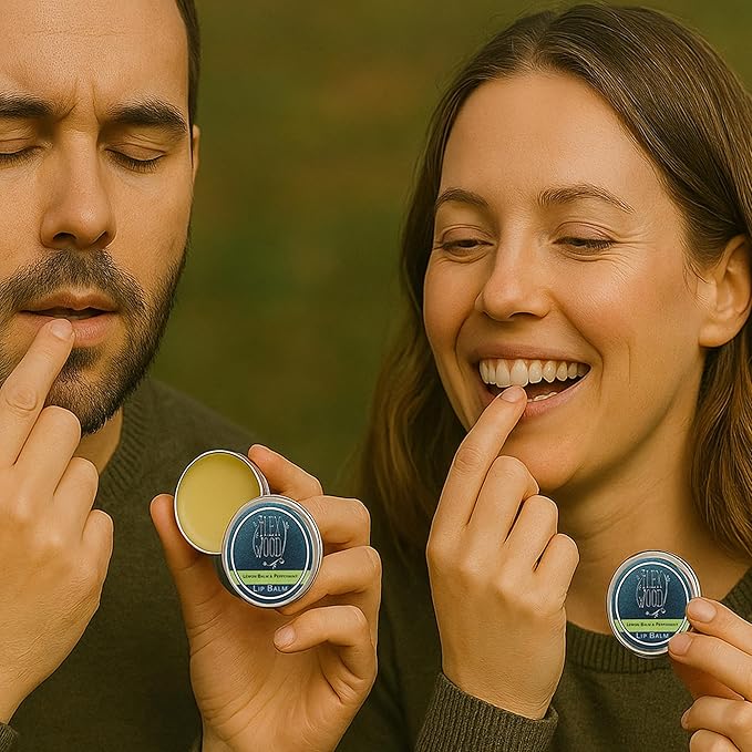 The Ilex Wood - All Natural Lip Balm - Lemon Balm and Peppermint - Cold Sore Treatment for Lips, Palm Oil Free, Cruelty Free, Plastic Free, Moisturising Lip Balm, Handcrafted - 10ml (0.34 fl oz)