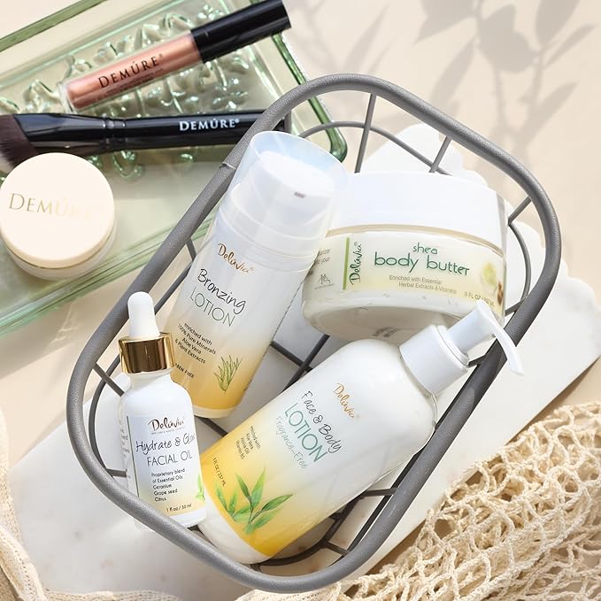 Deluvia Moisturizing Body Lotion & Face Lotion, 8oz with Organic Aloe Vera, Shea Butter, Organic Jojoba Oil, Vitamin E & B5. Daily Skin Moisturizing Lotion For Dry Skin, Great For All Skin Types.